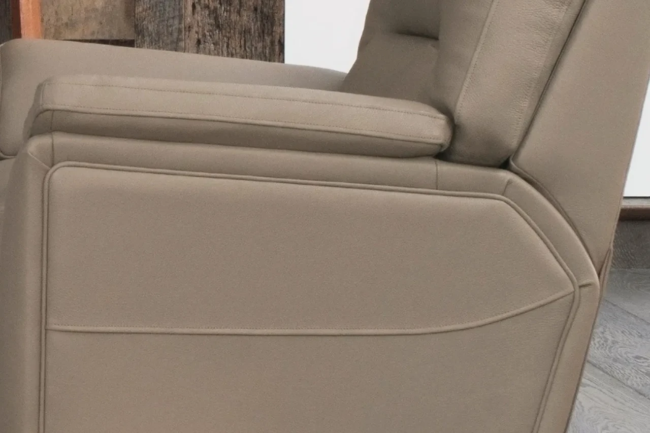 PK Hampton FI3.Jpg D855d