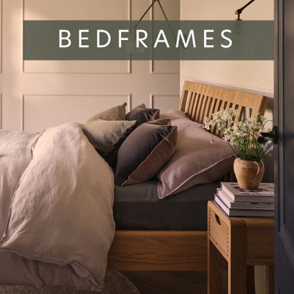 Bedframe 25