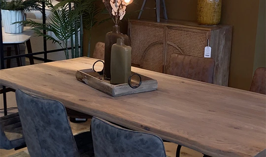 Carlton Husen V10 Feature2